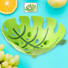 Supermom Leaf-Shaped Plastic Fruit Basket (1 Pc)