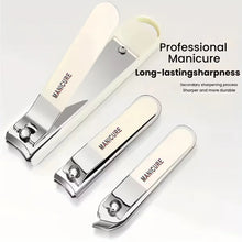 8 in 1 Premium Manicure & Pedicure Grooming Kit - (Set)