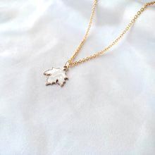 Pretty Maple Leaf Charm Pendant Necklace