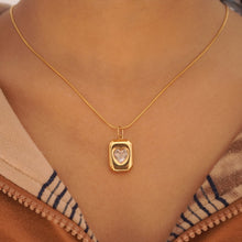 Elegant Heart-Cut Crystal Pendant Necklace