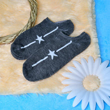 1 PAIR SOCKS PRINTED TRENDY MULTIPLE DESIGNER SOCKS