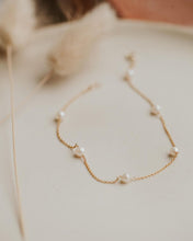 Timeless Elegant Pearl Chain Bracelet