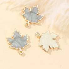 Pretty Maple Leaf Charm Pendant Necklace