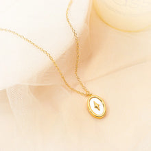 Astral Oval Star Pendant Necklace