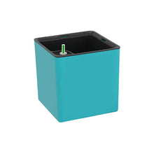 Columbus Self-Watering Planter