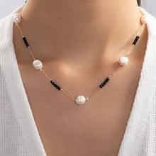White Big Pearl Necklace