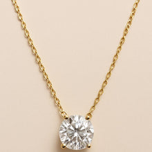 Elegant Round-Cut Diamond Pendant Necklace