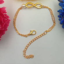 Minimal Elegant One Pearl Infinity Bracelet