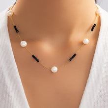 White Big Pearl Necklace