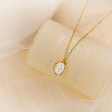 Astral Oval Star Pendant Necklace