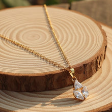 Elegant 3-Stone Pendant Necklace